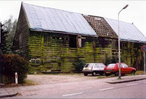 Recht van terleede 2, Leerbroek schuur 1